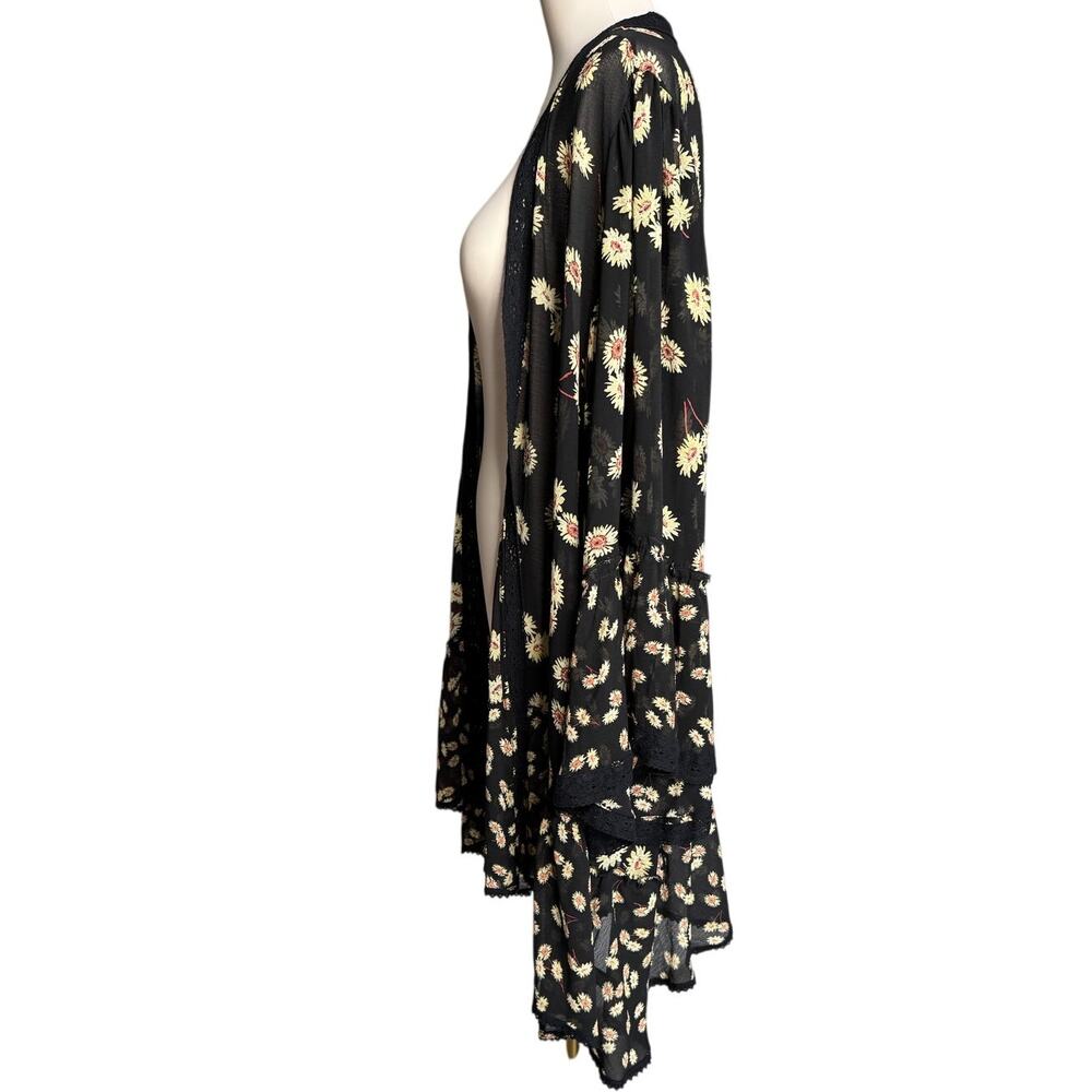 Torrid Black Daisy Floral Chiffon Kimono Duster Bell Sleeve Boho Cardigan Size 6 - Picture 6 of 11